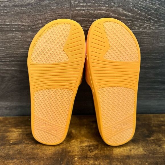 APL Big Logo TechLoom Slides in Mango. Unisex, Men Size 9/Ladies 10.5. NIB! - Picture 7 of 16